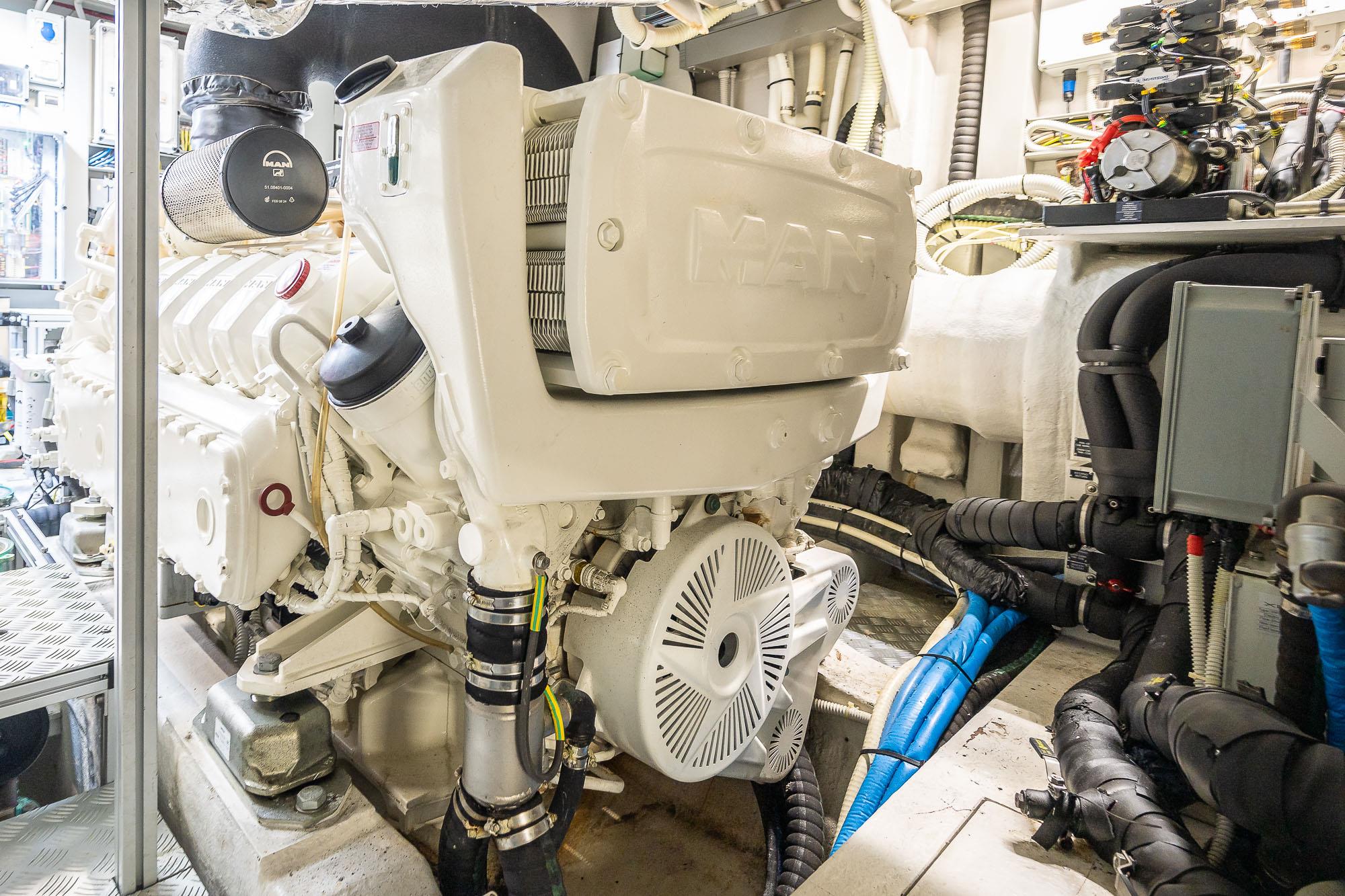 2019 RIVA 66' RIBELLE 